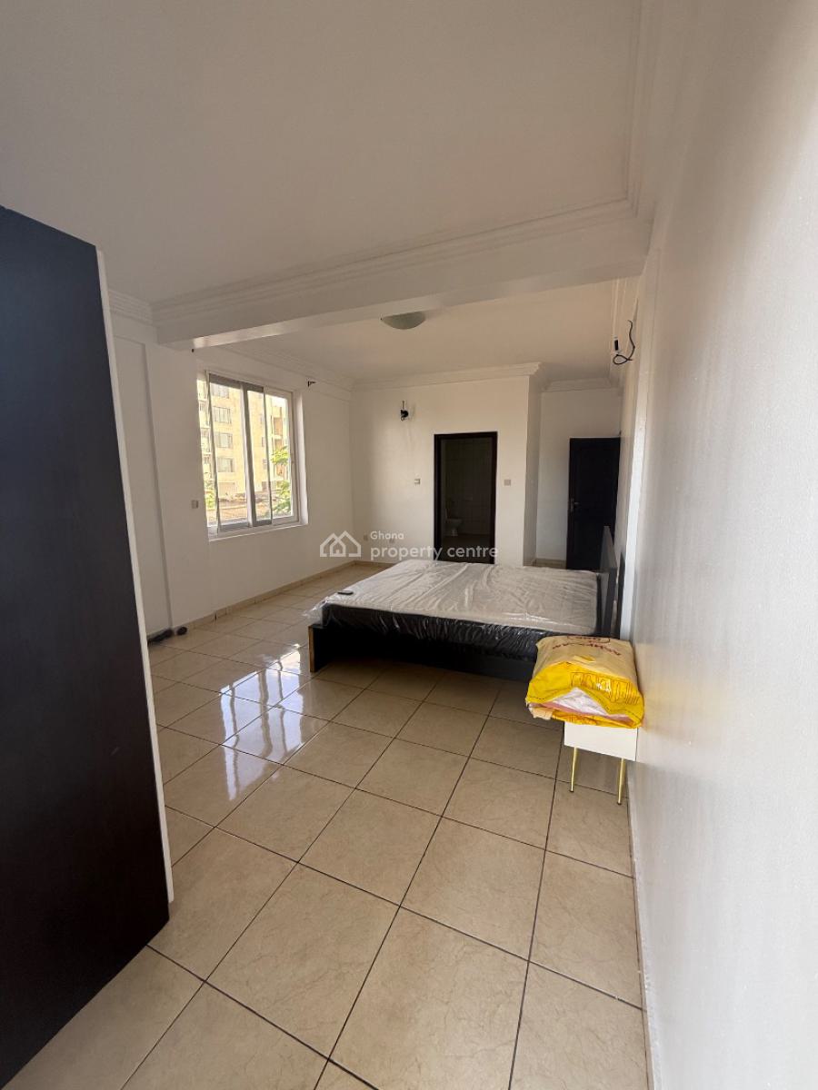2 Bedrooms Furnished in Osu, Oxfords Street, Osu, Accra, Apartment for Rent