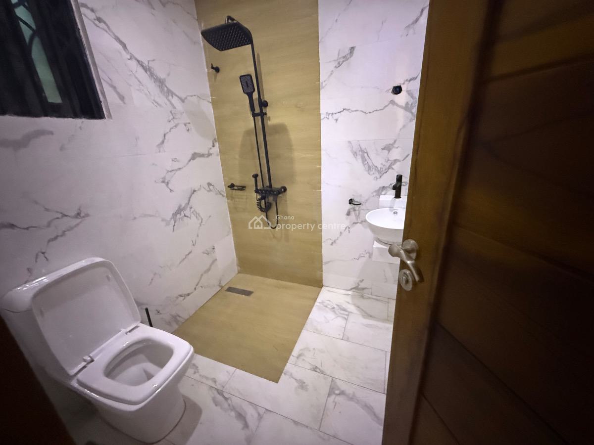 Executive 5 Bedrooms House in Ashorman Estate, Ashorman Estate, Ga South Municipal, Accra, House for Sale