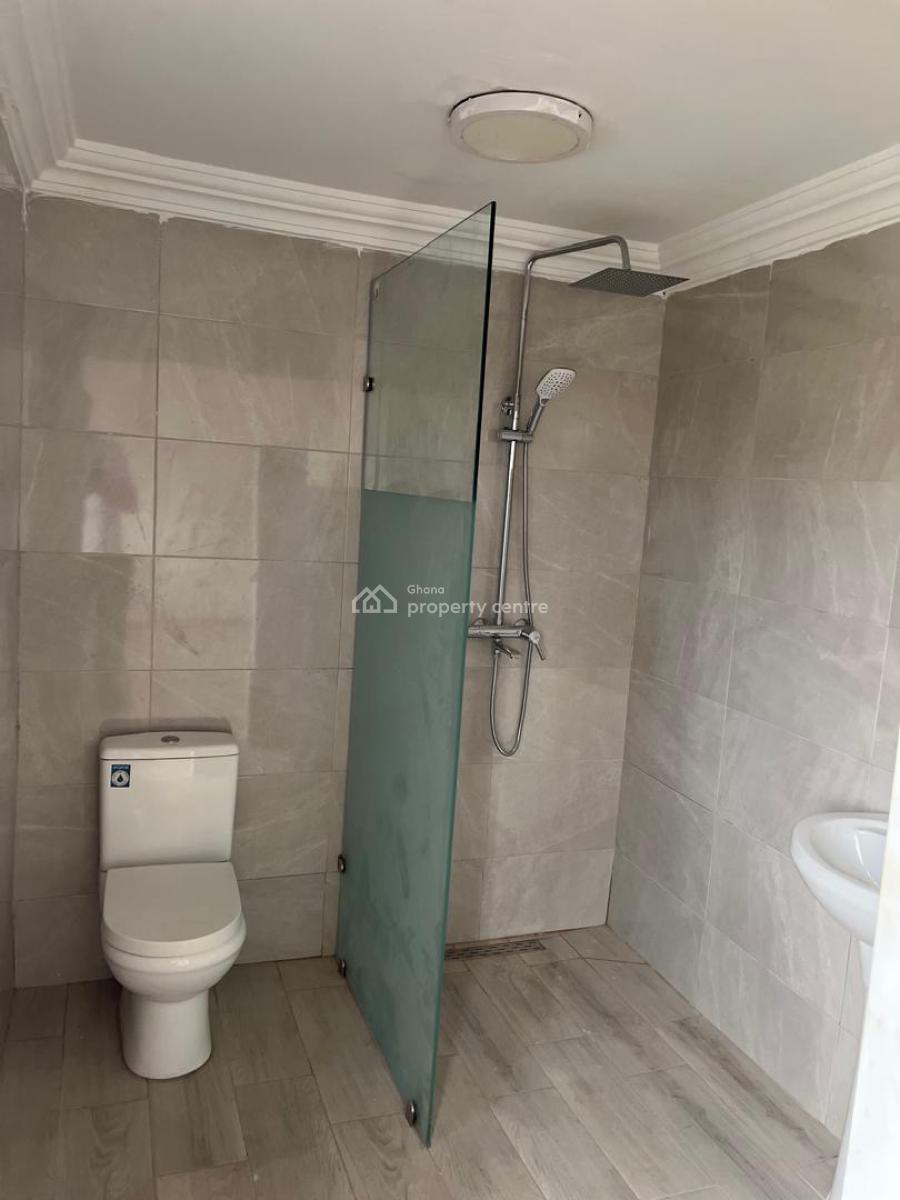 East Airport  3 Bedrooms House, Tseaddo East Airport, Ga West Municipal, Accra, House for Rent