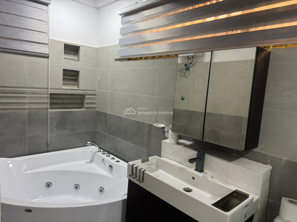 5 Bedrooms House in Trassaco Estate, Trassaco Estate, Ga East Municipal, Accra, House for Rent