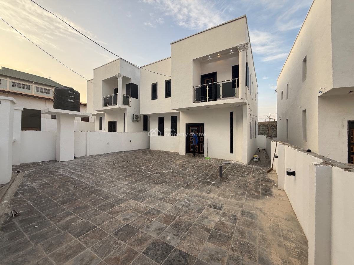 4 Bedrooms House in Ashorman Estate, Ashorman Estate, Ga South Municipal, Accra, House for Sale