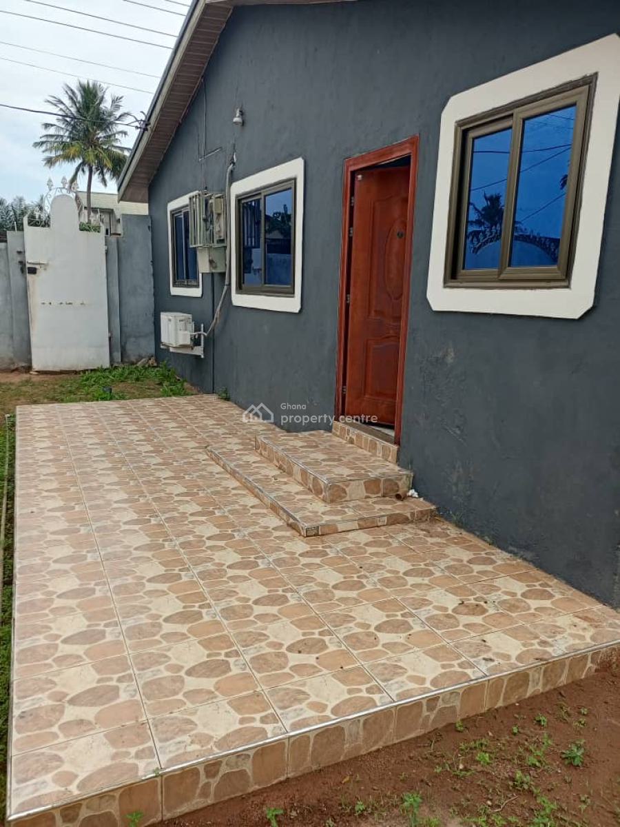 3 Bedroom Self Compound House, Dzorwulu, Accra, House for Rent