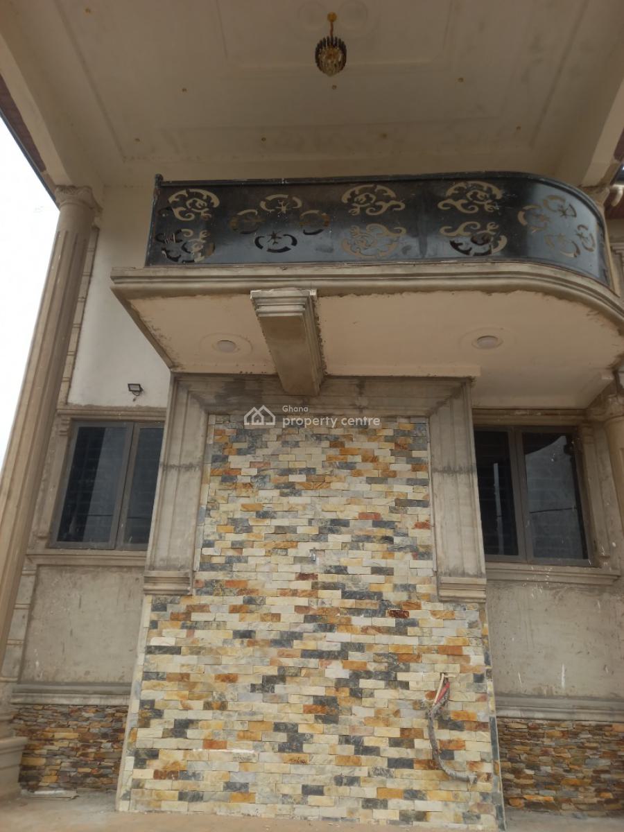 5 Bedrooms, Sasa, After Kronum Afrancho., Afigya-kwabre, Ashanti, House for Sale