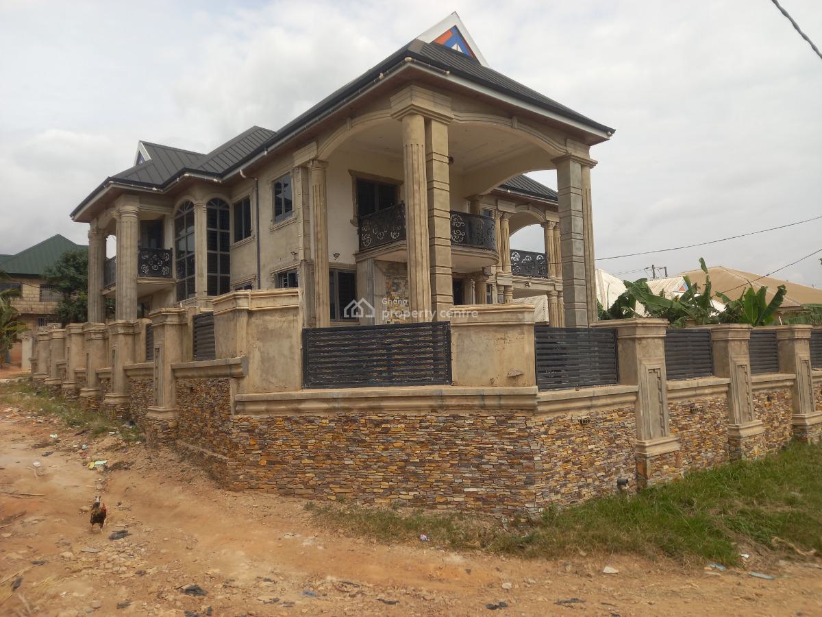 5 Bedrooms, Sasa, After Kronum Afrancho., Afigya-kwabre, Ashanti, House for Sale