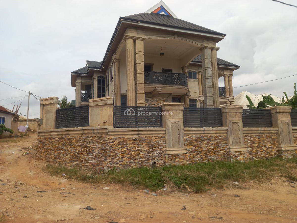 5 Bedrooms, Sasa, After Kronum Afrancho., Afigya-kwabre, Ashanti, House for Sale
