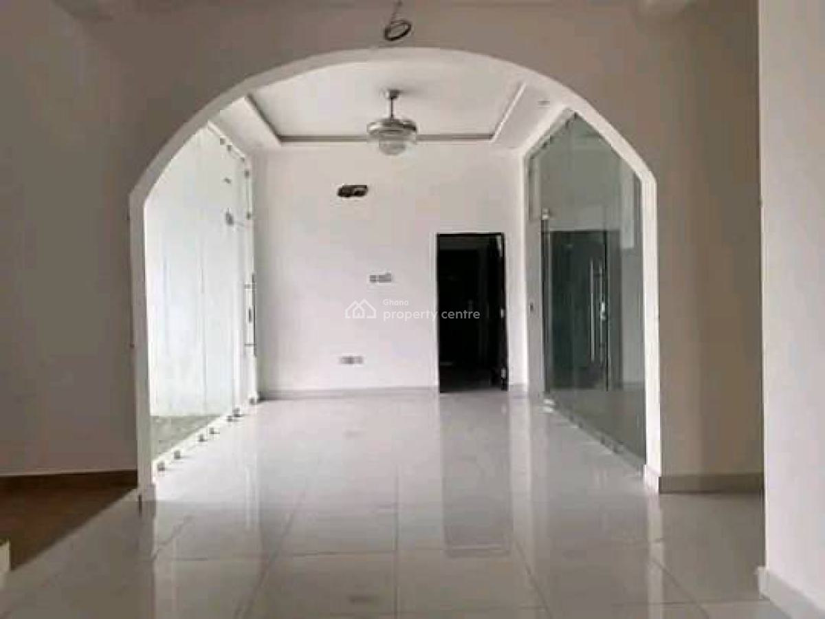 Executive 5 Bedroom, Airport Residential Area, Accra, Townhouse for Sale