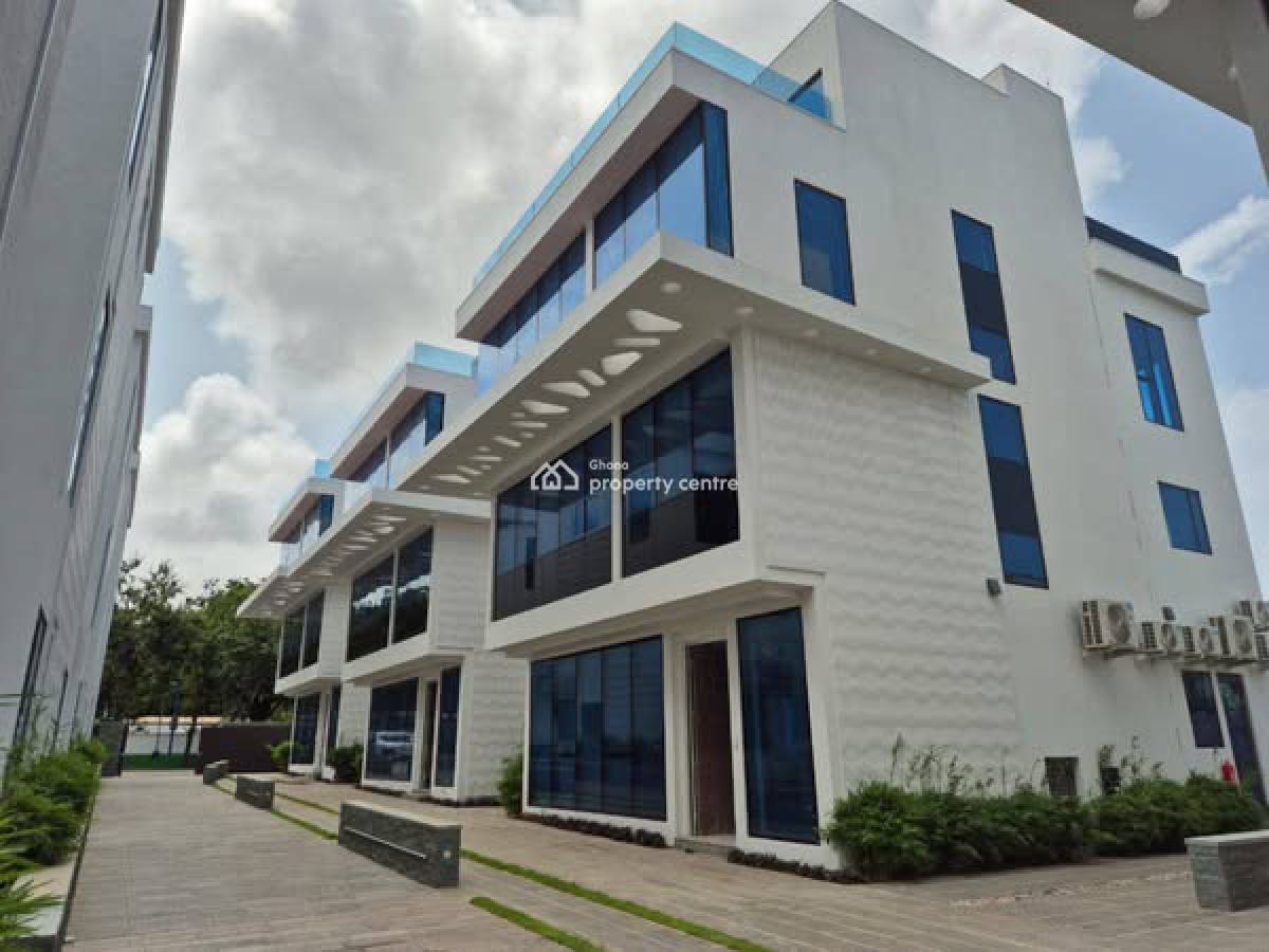 Executive Newly Built Gated Community 4 Bedroom, Cantonments, Accra, Townhouse for Rent
