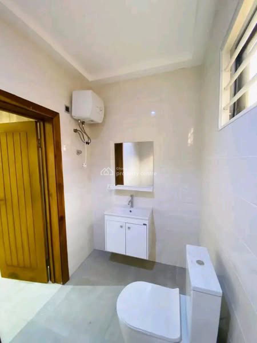 Executive Self Compound 2 Bedrooms, Achimota, Accra, House for Rent