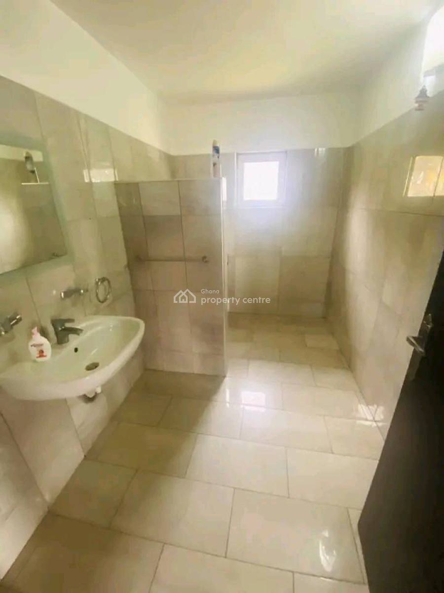 Executive 5 Bedrooms, East Legon, Accra, House for Rent