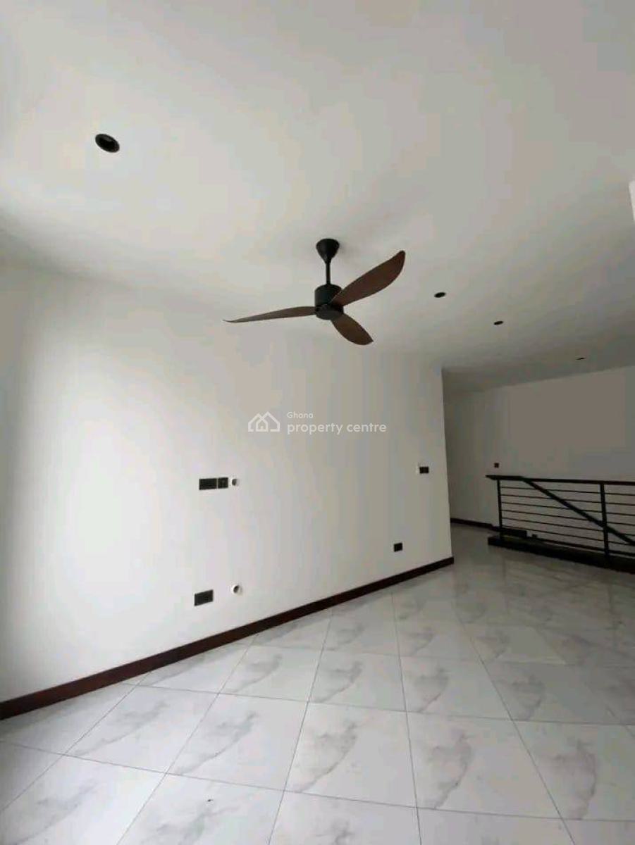 Executive Gated Community Semi-detached 3 Bedroom, Dome, Ga East Municipal, Accra, House for Sale