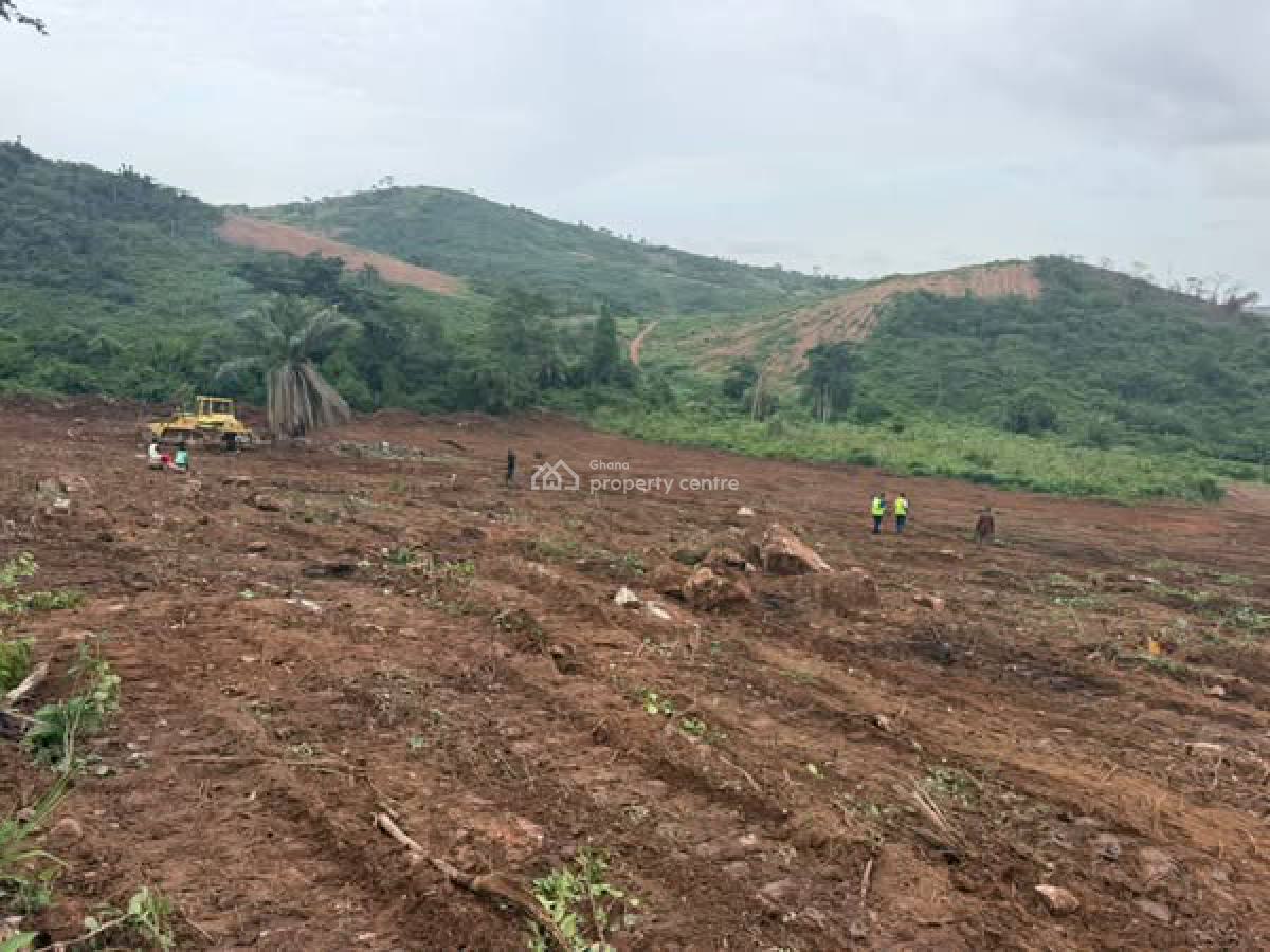 Acres of Land, Aburi, Akuapim South Municipal, Eastern Region, Land for Sale