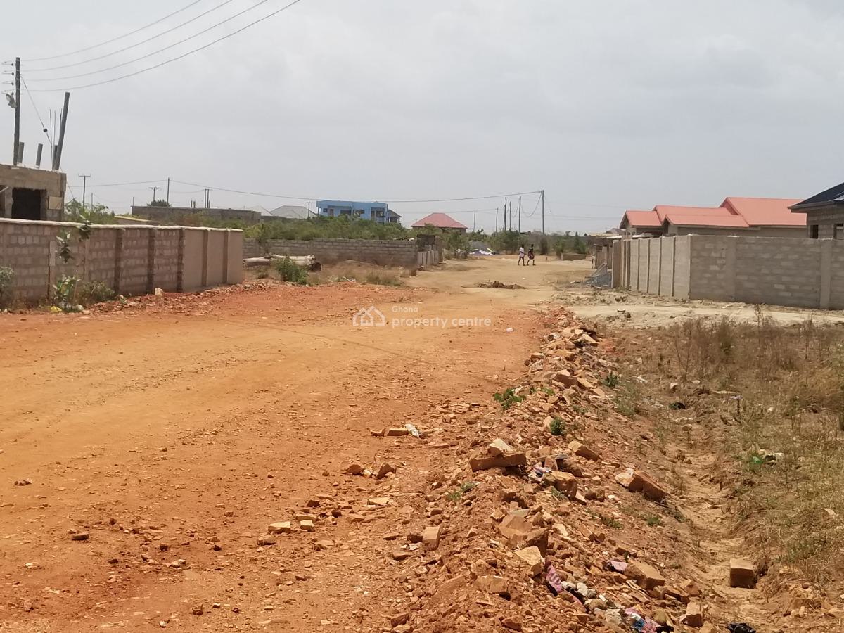 Discount <<<<< Half Plots Promo at Tema Community 25, Adom Estate Road, Tema, Accra, Mixed-use Land for Sale