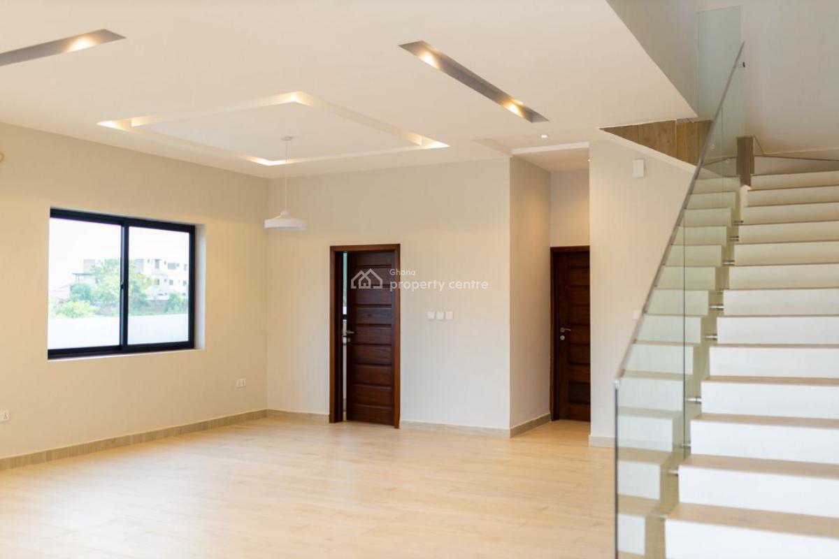 4 Bedrooms House with Boys Quarters, Oyarifa, La Nkwantanang Madina Municipal, Accra, Detached Duplex for Sale
