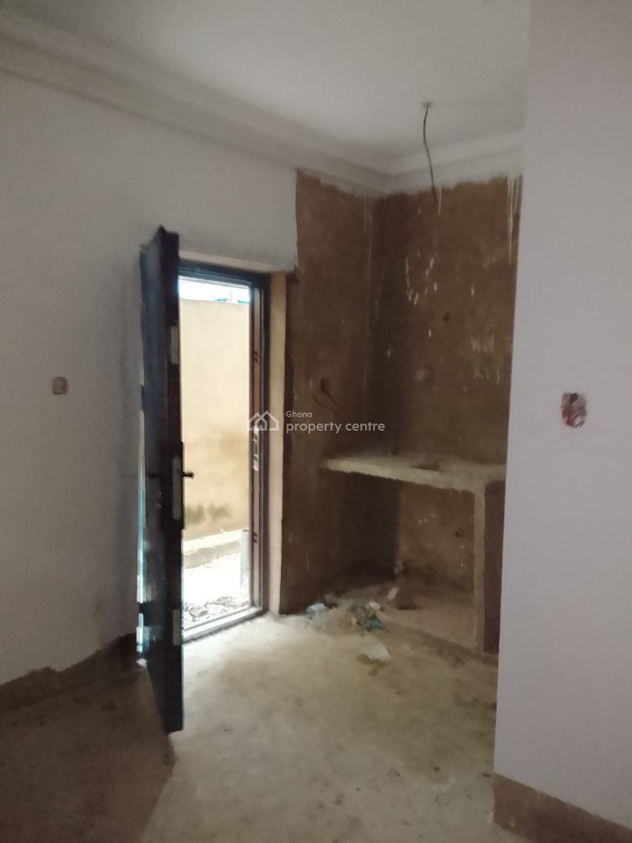 One Bedroom Self Contain Apartment, Bushroad Police Statoin, Teshie-nungua Estates, Accra, Mini Flat for Rent