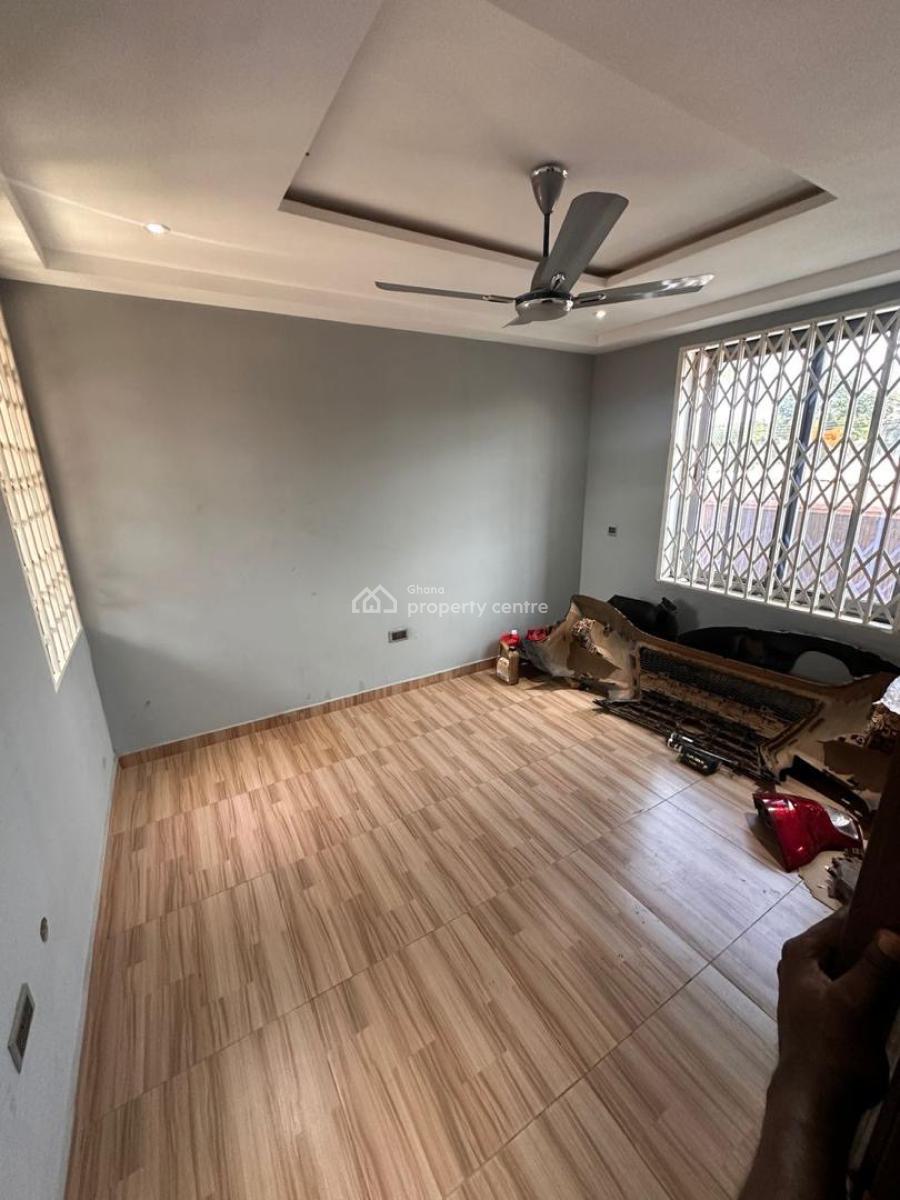3 Bedrooms at Tesano, Around Mizpah School, Tesano, Accra, Detached Duplex for Rent