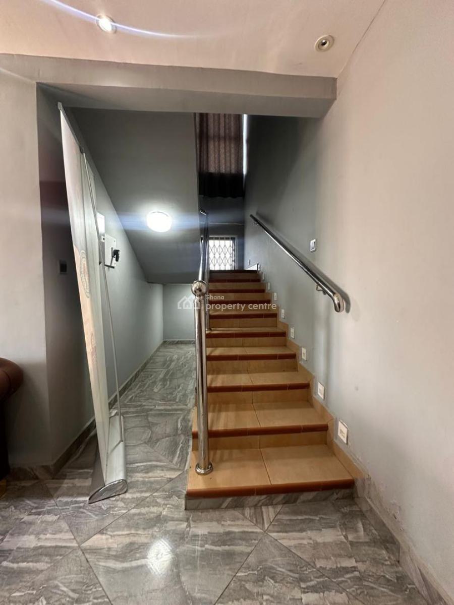 3 Bedrooms at Tesano, Around Mizpah School, Tesano, Accra, Detached Duplex for Rent