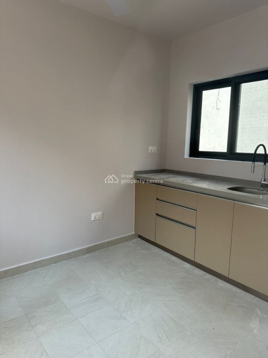 3 Bedroom Townhouse with Staff Quarters in a Gated Community with Pool, Airport Residential Area, Accra, Townhouse for Rent