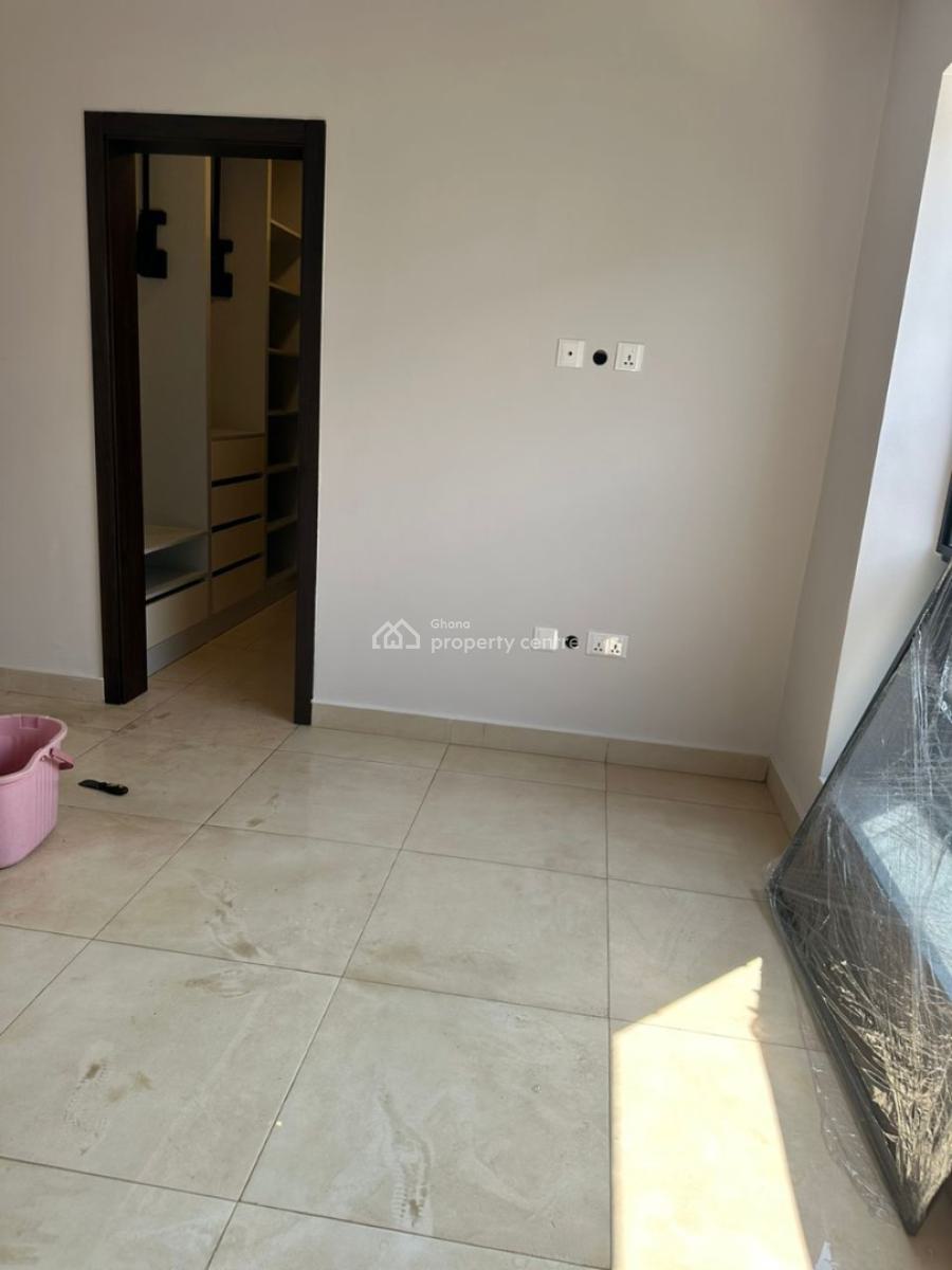 3 Bedroom Townhouse with Staff Quarters in a Gated Community with Pool, Airport Residential Area, Accra, Townhouse for Rent
