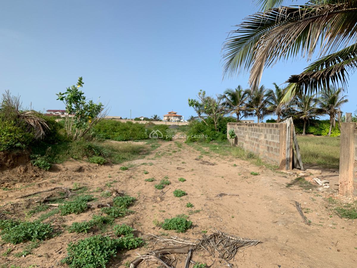 Solomon Court -- Mixed-use Plots By Prampram Beach Lane, African Ancestral Walls, Prampram, Ningo Prampram District, Accra, Mixed-use Land for Sale