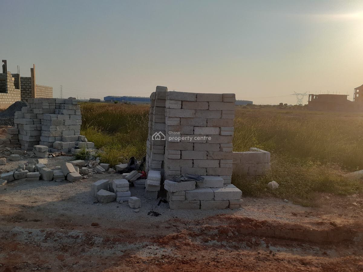 Full Developed !!!! Estate Full Plots @ Tema Community 25, Adom Estate Road // Cedar Court, Tema, Accra, Mixed-use Land for Sale