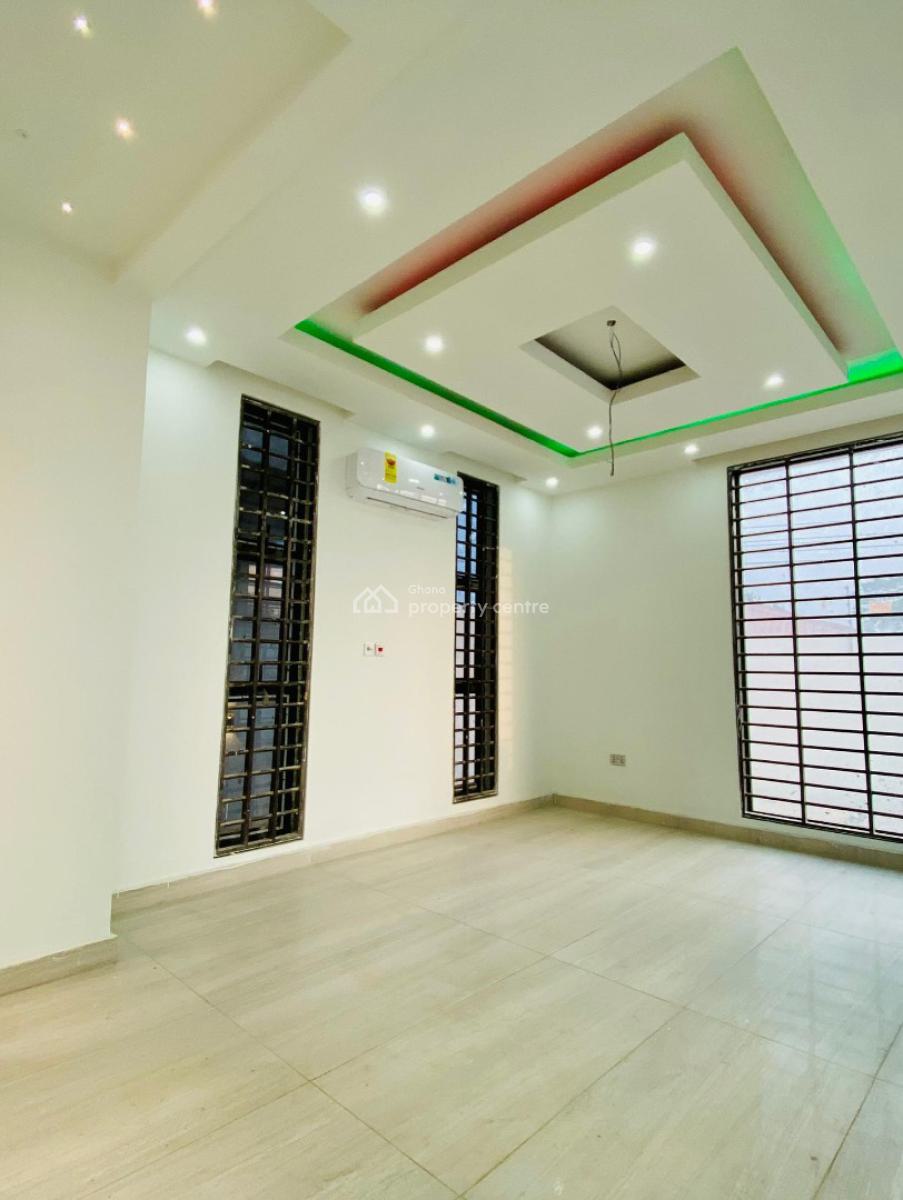 Excutive Finished 3-bedroom, Spintex, Accra, House for Sale