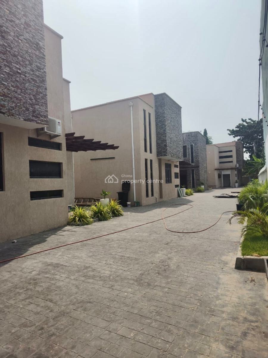 4 Bedroom Townhouse in a Gated Community, North Labone, Cantonments, Accra, Townhouse for Sale