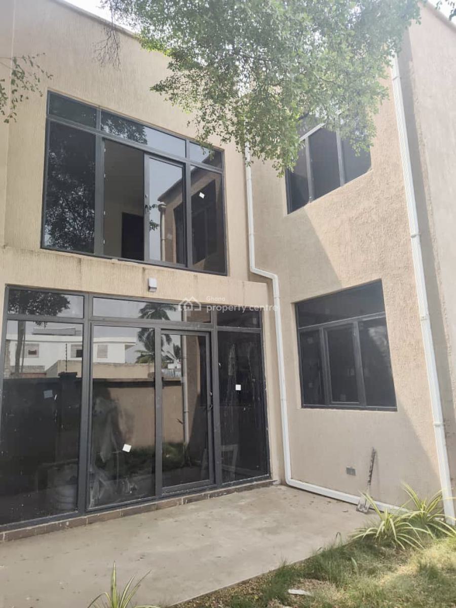 4 Bedroom Townhouse in a Gated Community, North Labone, Cantonments, Accra, Townhouse for Sale