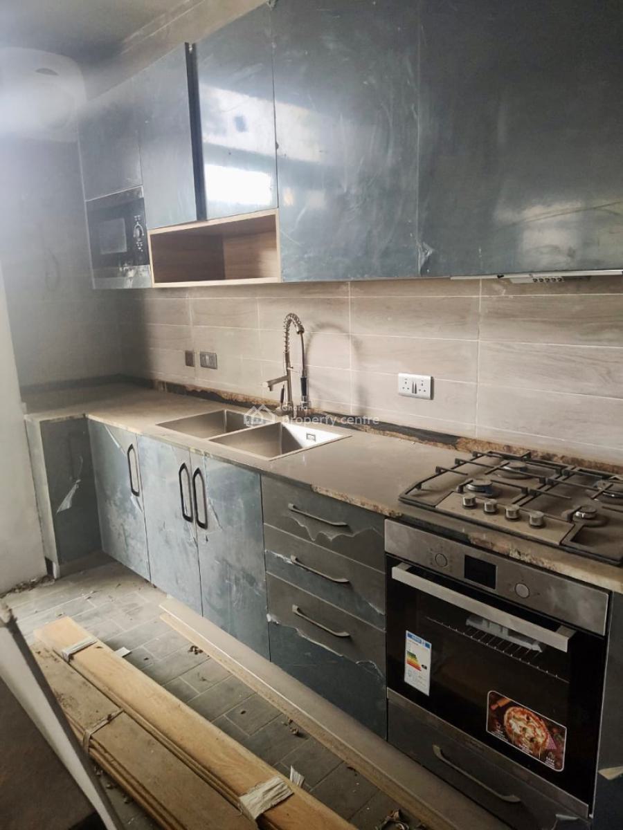 4 Bedroom Townhouse in a Gated Community, North Labone, Cantonments, Accra, Townhouse for Sale