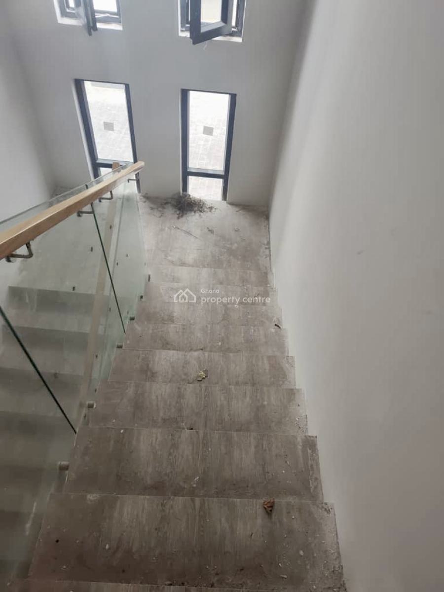 4 Bedroom Townhouse in a Gated Community, North Labone, Cantonments, Accra, Townhouse for Sale