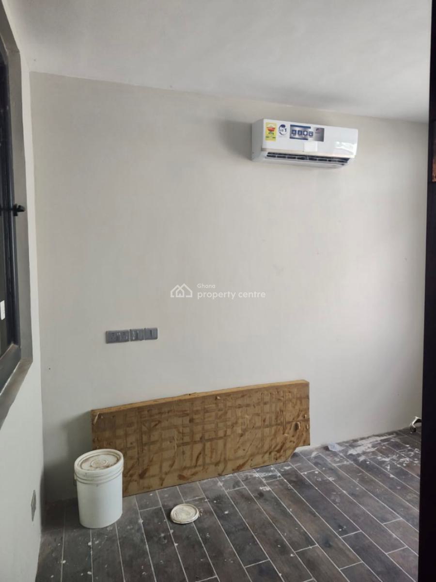 4 Bedroom Townhouse in a Gated Community, North Labone, Cantonments, Accra, Townhouse for Sale