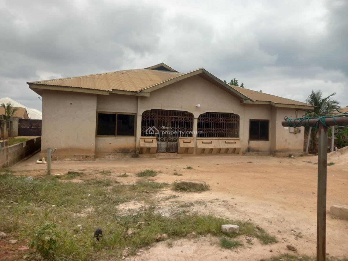 5 Bedrooms, Kronum Botantia, Kumasi Metropolitan, Ashanti, House for Sale