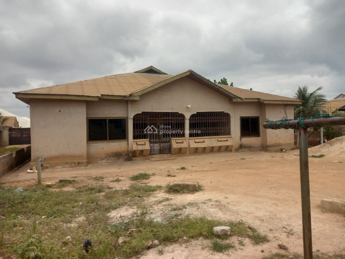 5 Bedrooms, Kronum Botantia, Kumasi Metropolitan, Ashanti, House for Sale