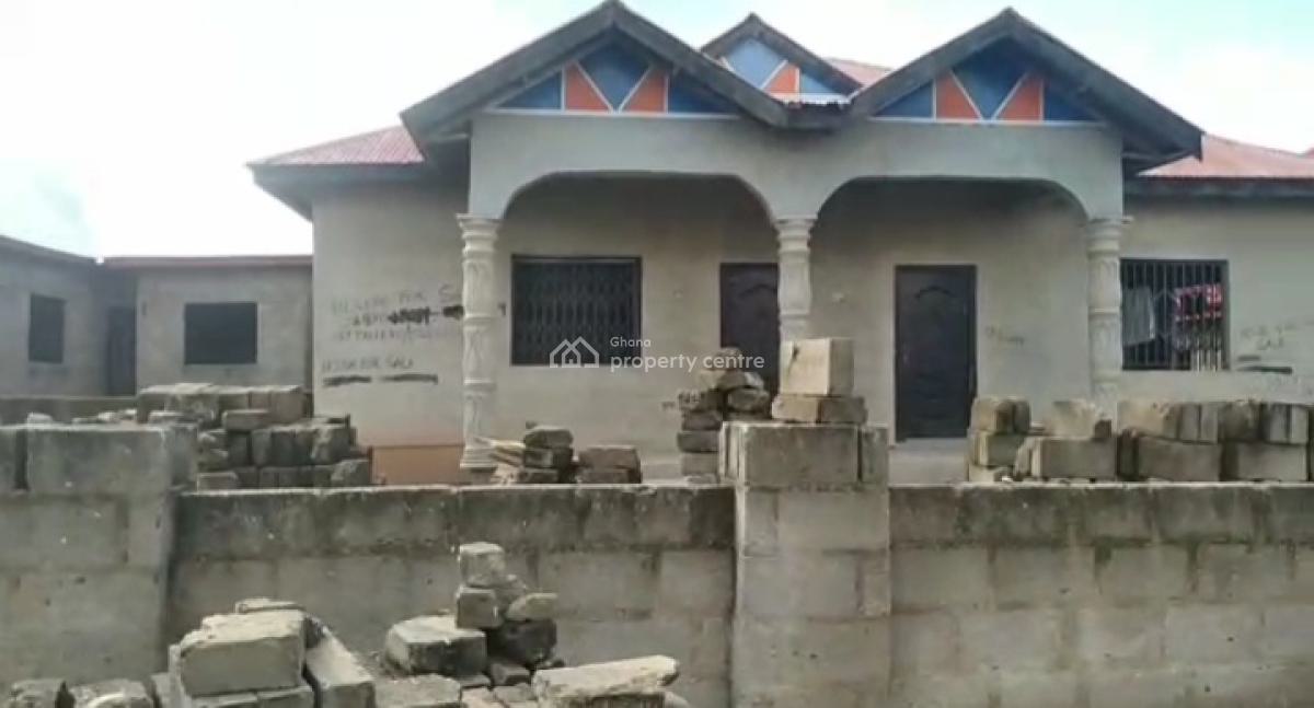 5 Bedrooms, Aboaso, Near Mampongteng., Kumasi Metropolitan, Ashanti, House for Sale