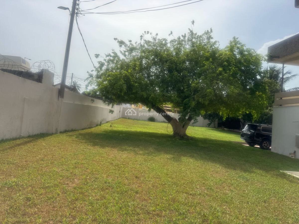 Land with 5 Bedrooms House, Tesano, Tesano, Accra, Mixed-use Land for Sale