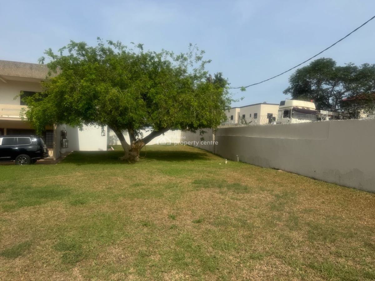 Land with 5 Bedrooms House, Tesano, Tesano, Accra, Mixed-use Land for Sale
