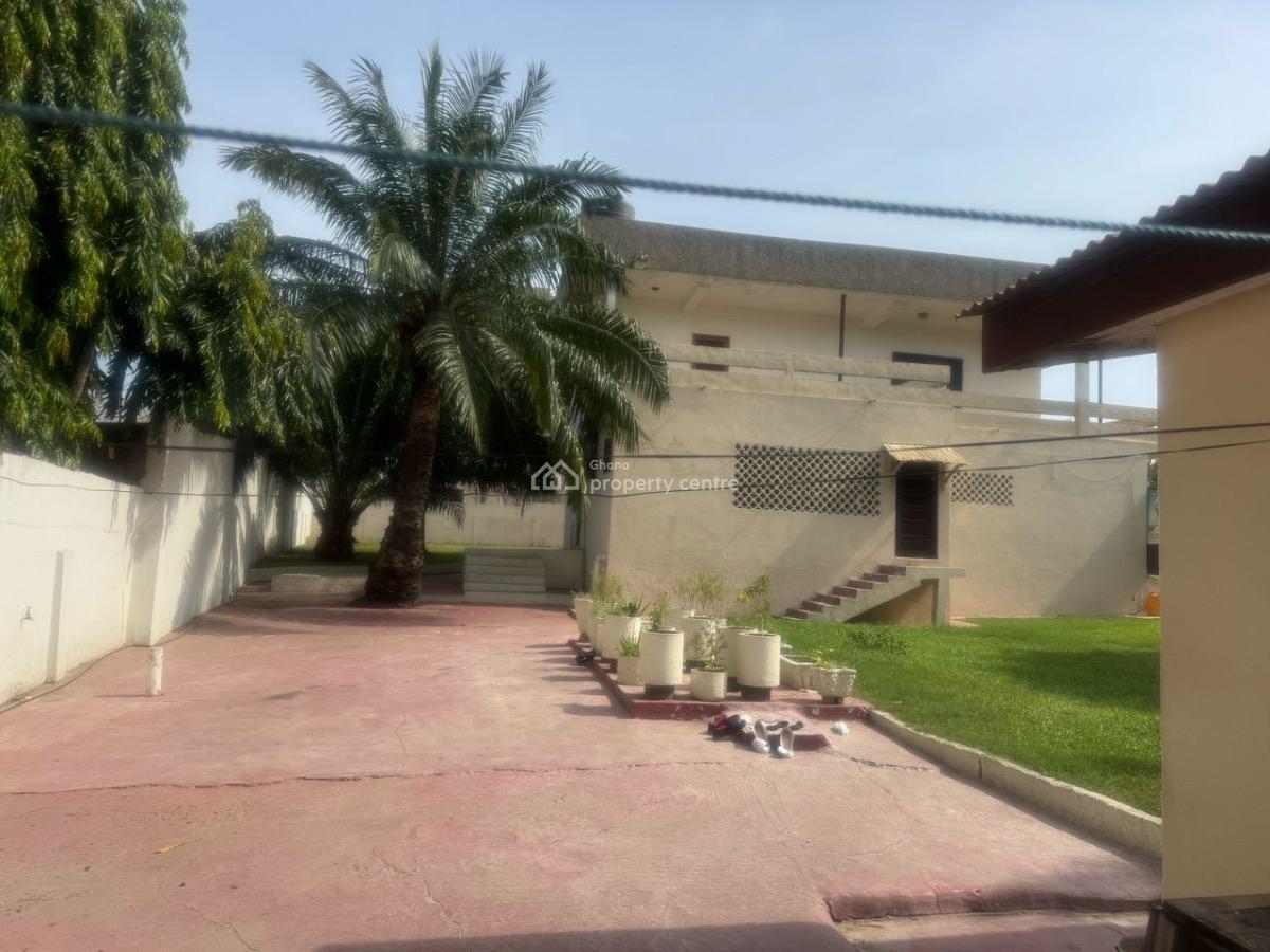 Land with 5 Bedrooms House, Tesano, Tesano, Accra, Mixed-use Land for Sale