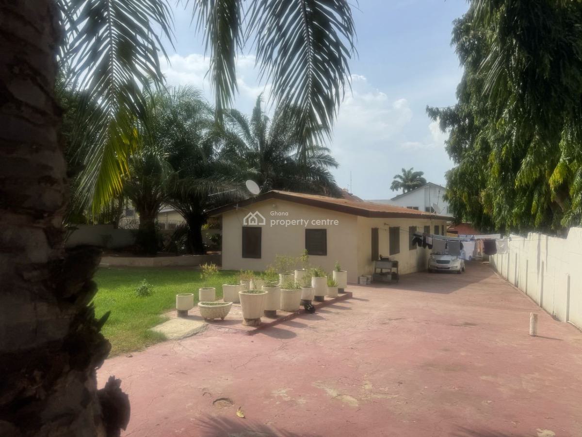 Land with 5 Bedrooms House, Tesano, Tesano, Accra, Mixed-use Land for Sale