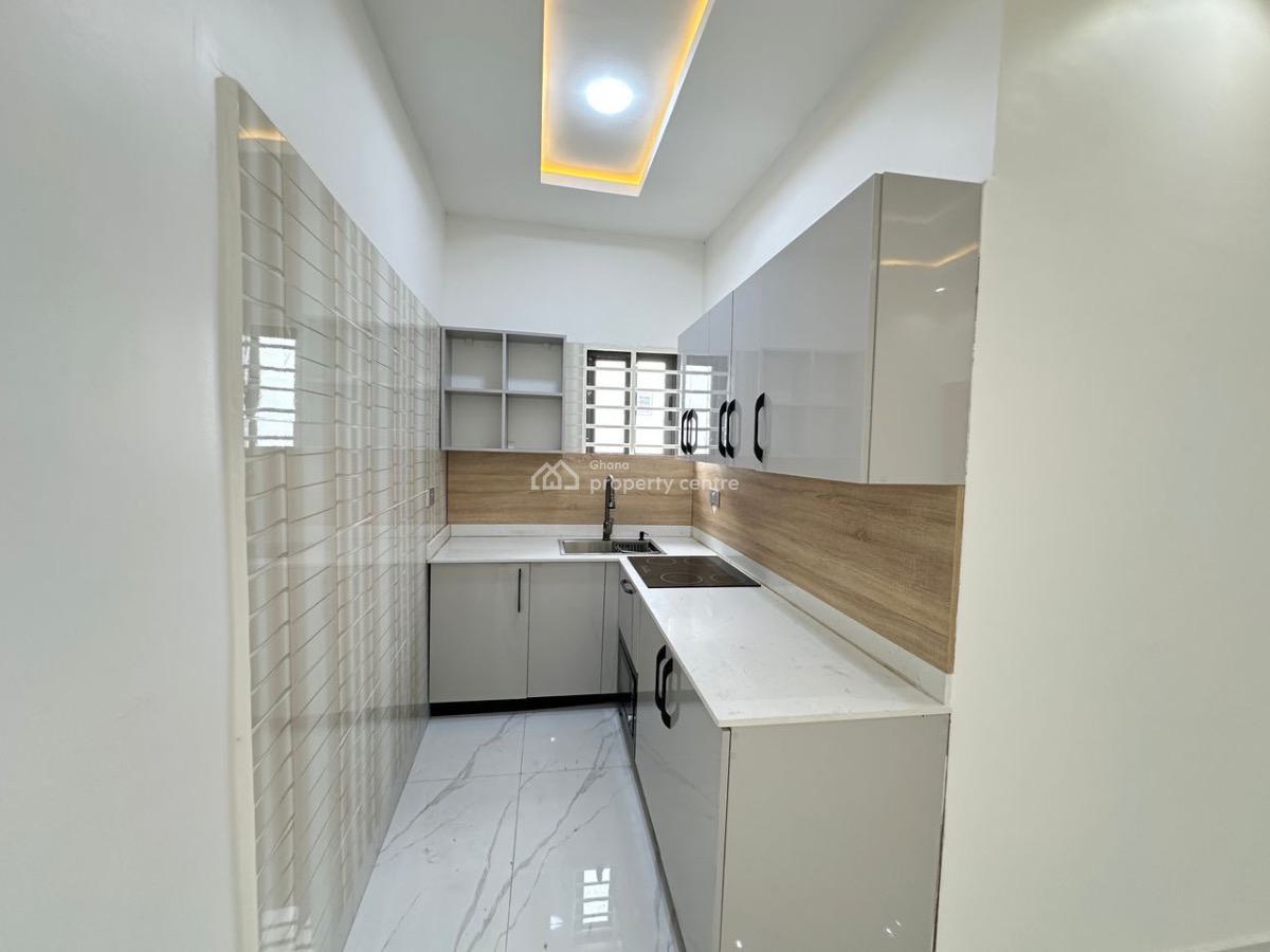 Executive 4 Bedrooms House, Westland, Haatso, Ga East Municipal, Accra, Detached Duplex for Sale