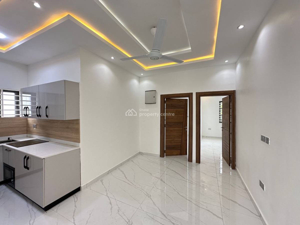 Executive 4 Bedrooms House, Westland, Haatso, Ga East Municipal, Accra, Detached Duplex for Sale