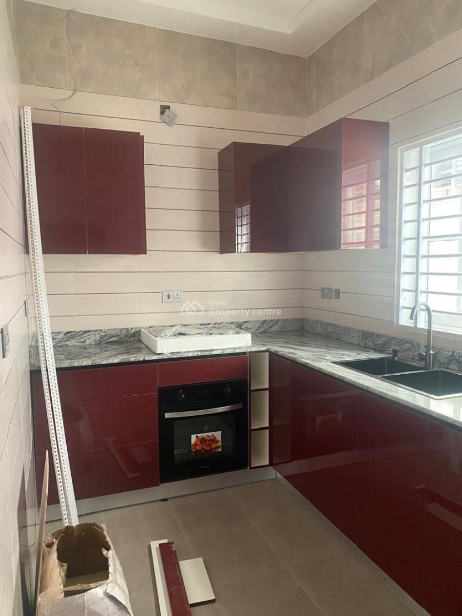 Executive 2 Bedrooms House, Achimota, Achimota, Accra, Townhouse for Sale