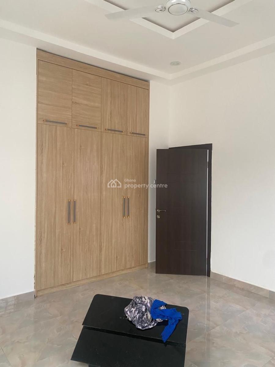 Executive 2 Bedrooms House, Achimota, Achimota, Accra, Townhouse for Sale