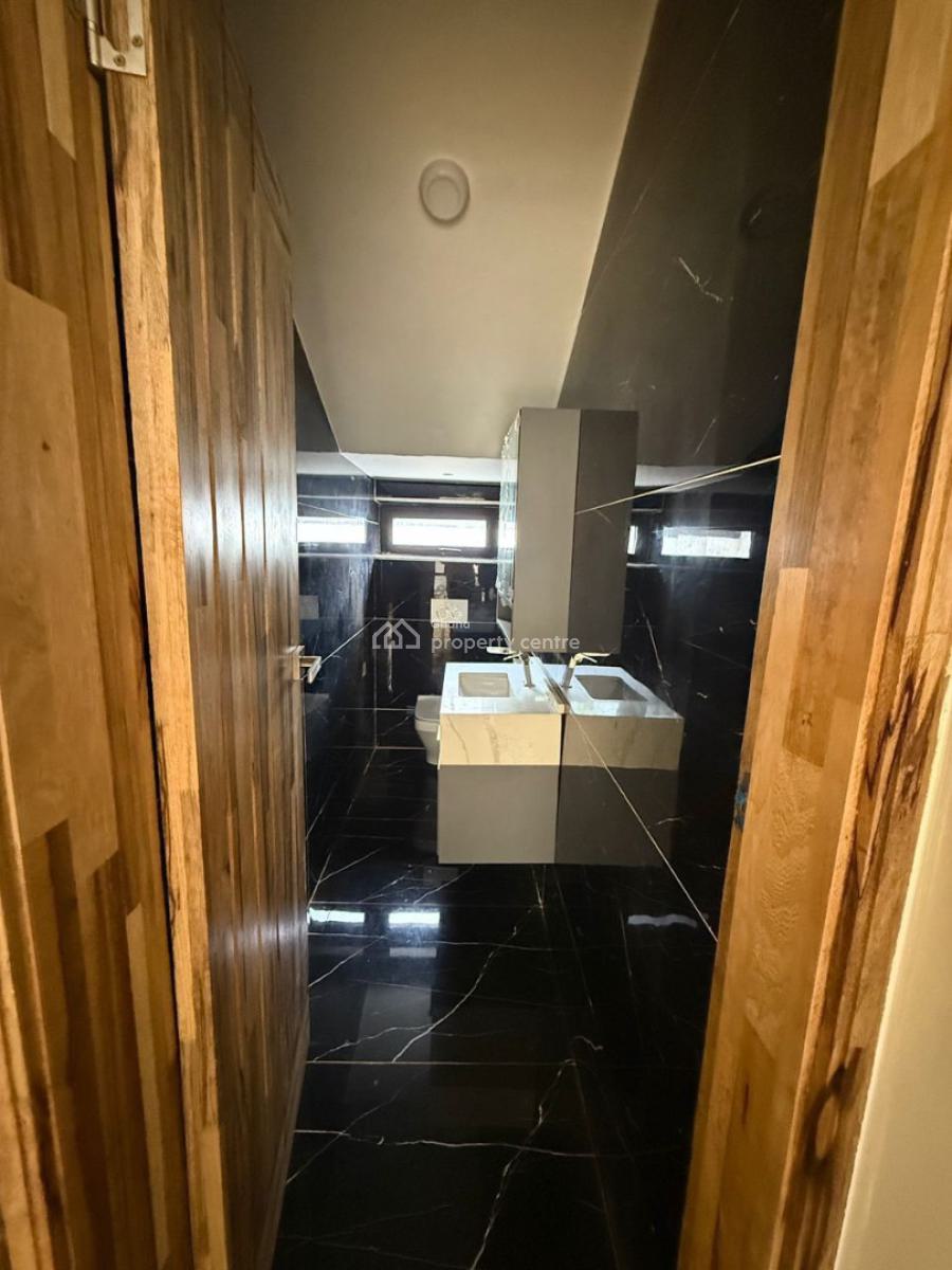 Executive 4 Bedroom, East Airport, Airport Residential Area, Accra, House for Sale