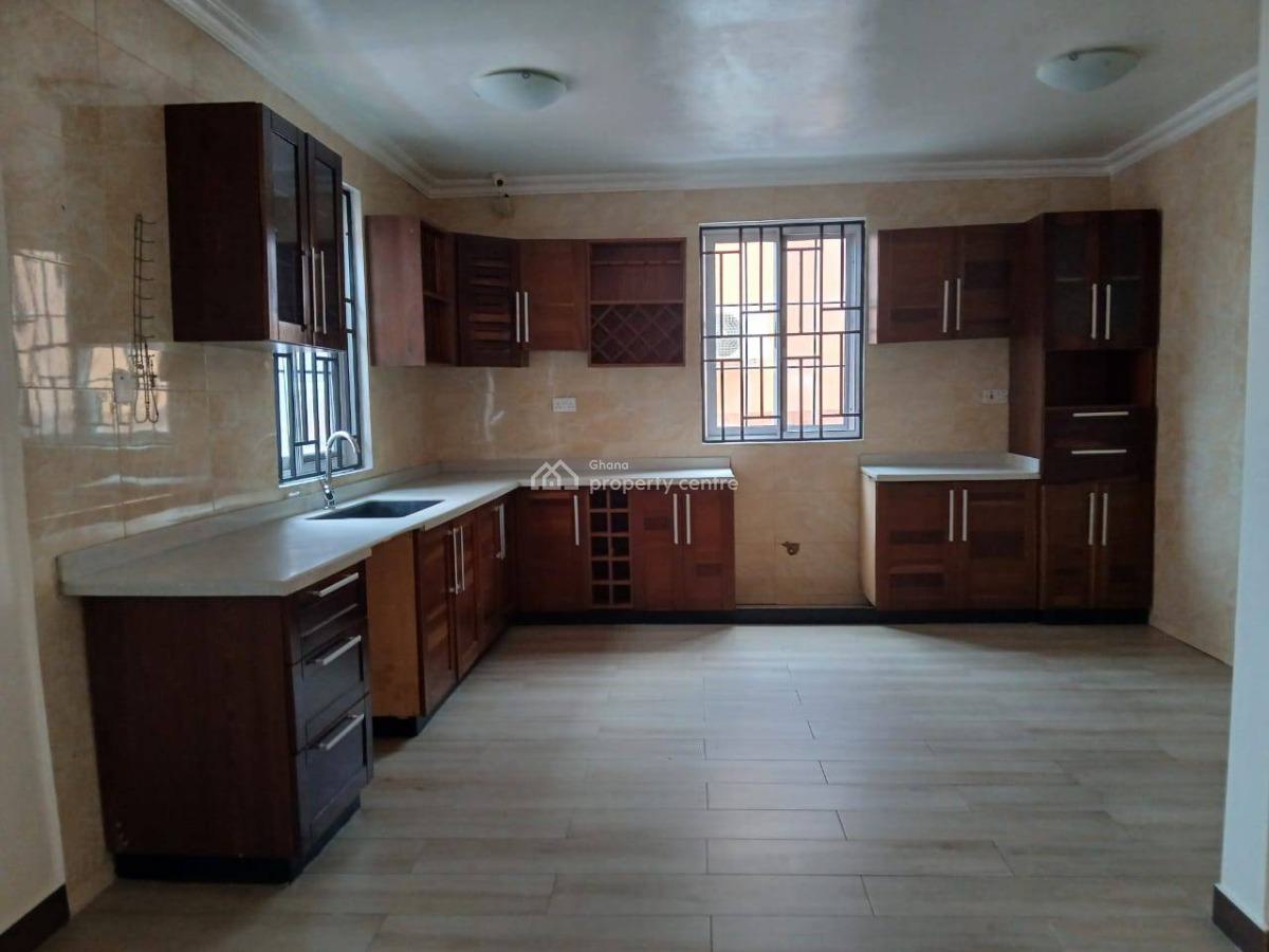 Executive 4 Bedrooms, Achimota, Accra, House for Sale