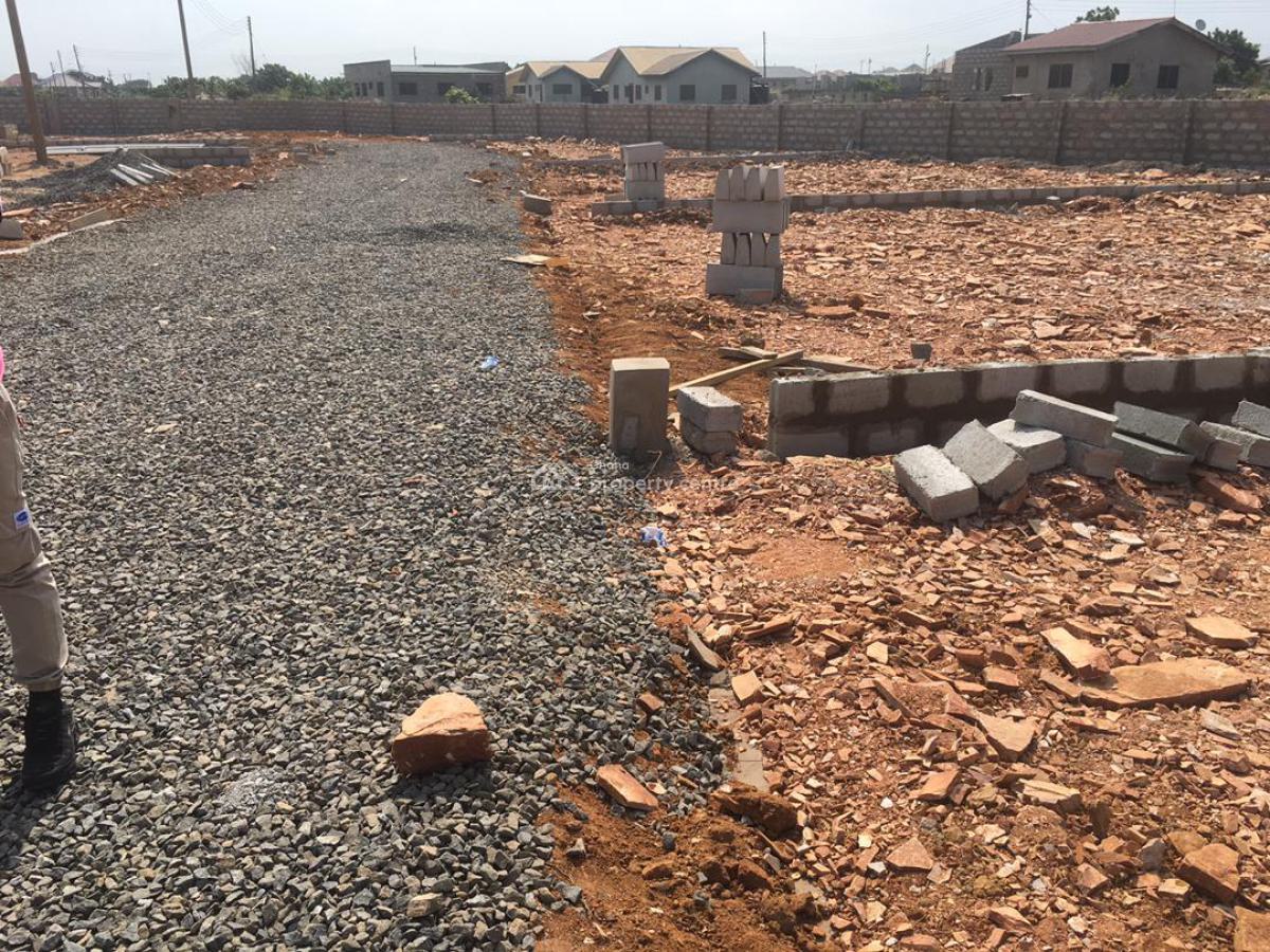 Cedar Court, Tema Community 25---coastal Half Plot Deal, Adom Estate Road, Community 25, Tema, Accra, Land for Sale
