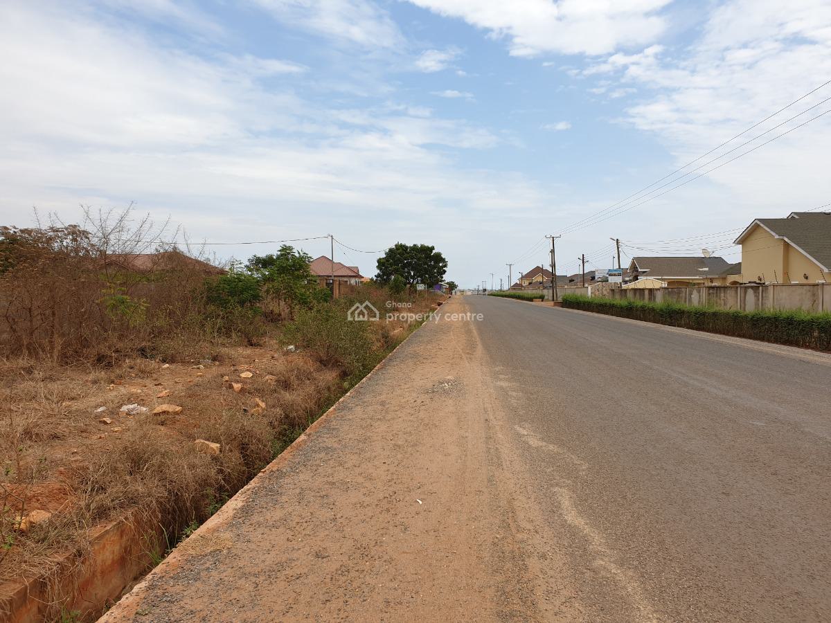 Cedar Court, Tema Community 25---peaceful Half Plot Zone, Adom Estate Road, Community 25, Tema, Accra, Mixed-use Land for Sale