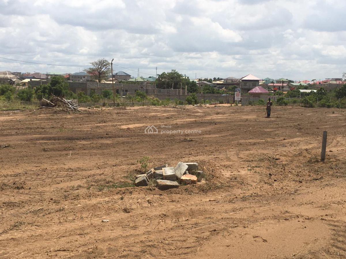 Cedar Court, Tema C25--- Ready-to-build Half Plot, Adom Estate Road, Community 25, Tema, Accra, Mixed-use Land for Sale