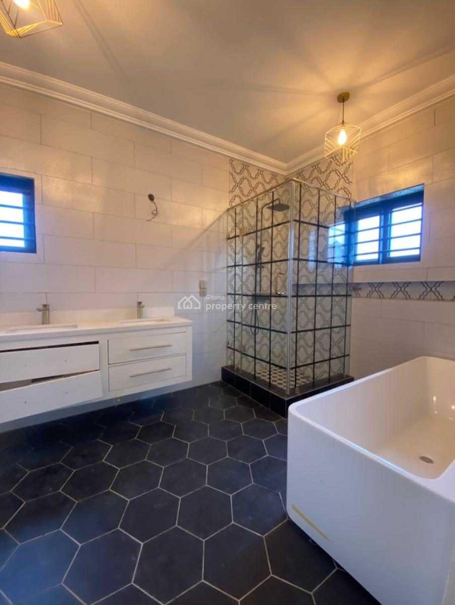 Executive 4 Bedroom, Ashaley Botwe, Adenta Municipal, Accra, House for Sale