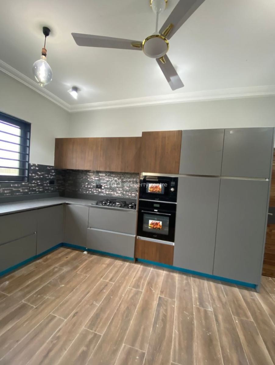 Executive 4 Bedroom, Ashaley Botwe, Adenta Municipal, Accra, House for Sale