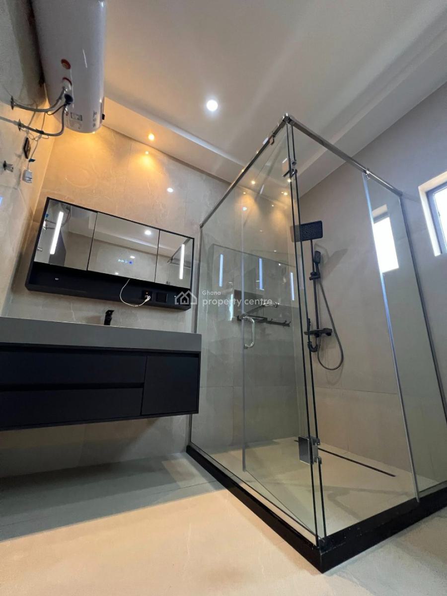 Executive 4 Bedrooms, Ogbojo, Adenta Municipal, Accra, House for Sale