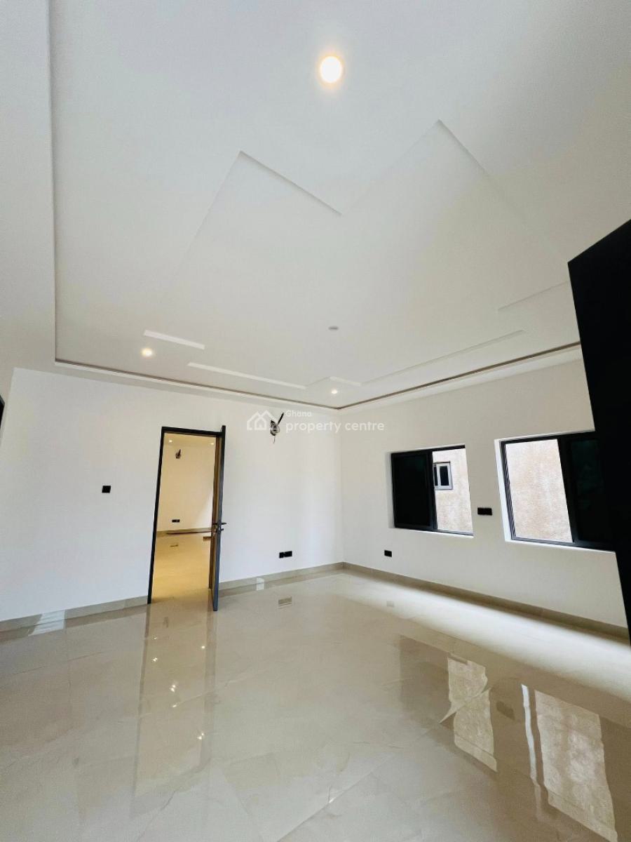 Executive 4 Bedrooms, Ogbojo, Adenta Municipal, Accra, House for Sale